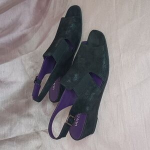 NWOT Van Eli wedges 10